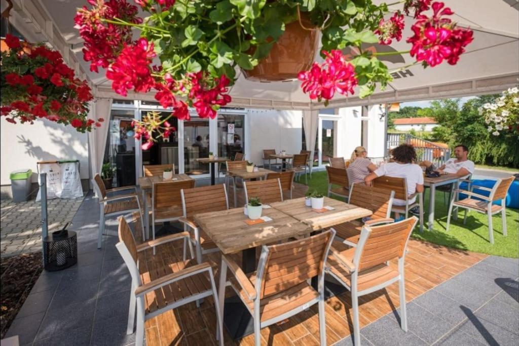 Hedon Brewing Helmut Apartment - 200 Meter To The Beach Balatonvilágos Kültér fotó