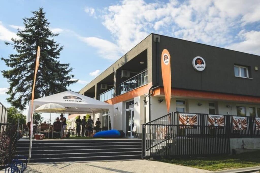 Hedon Brewing Helmut Apartment - 200 Meter To The Beach Balatonvilágos Kültér fotó