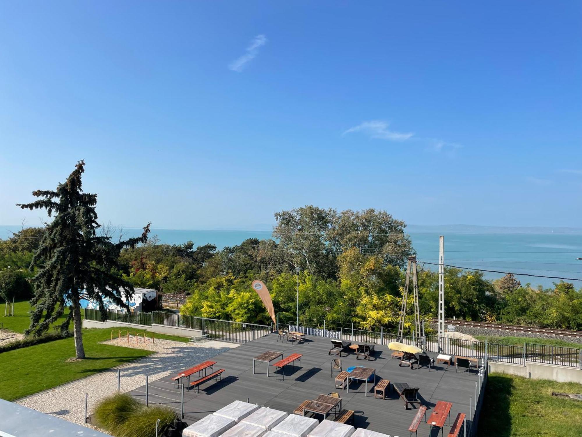 Hedon Brewing Helmut Apartment - 200 Meter To The Beach Balatonvilágos Kültér fotó